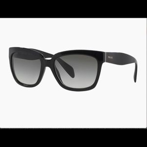 Prada sunglasses SPR07P